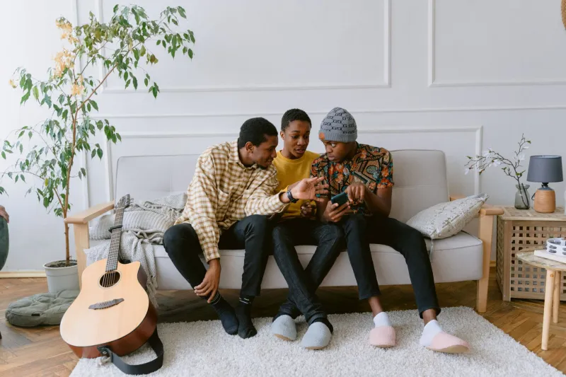 Six People, One Bathroom, Zero Boundaries: The Unofficial Rulebook of Tour House Living